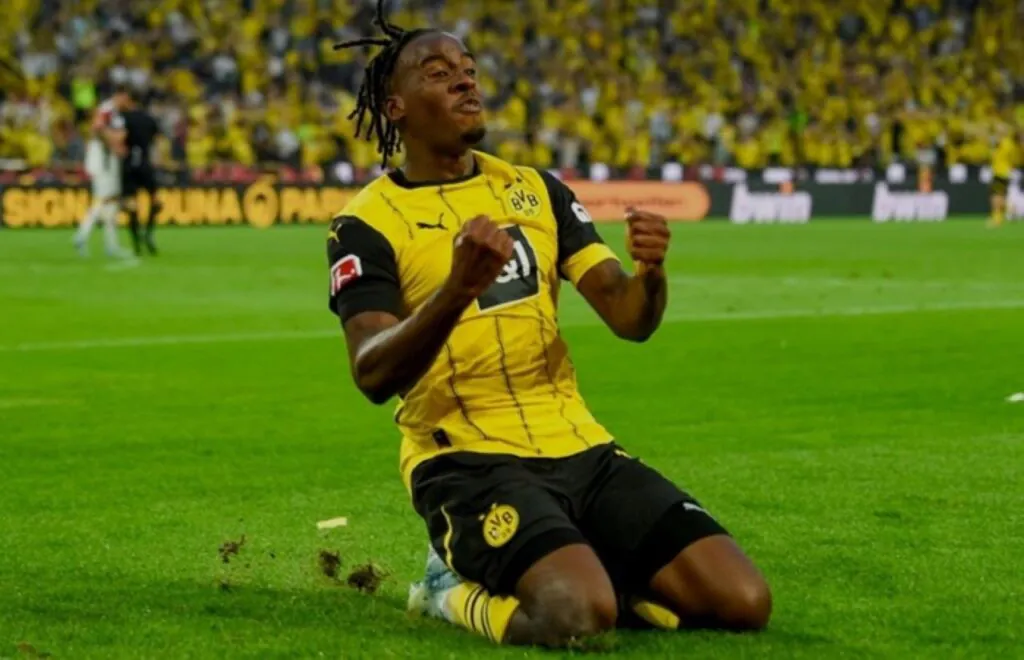 fotball player from Borussia Dortmund